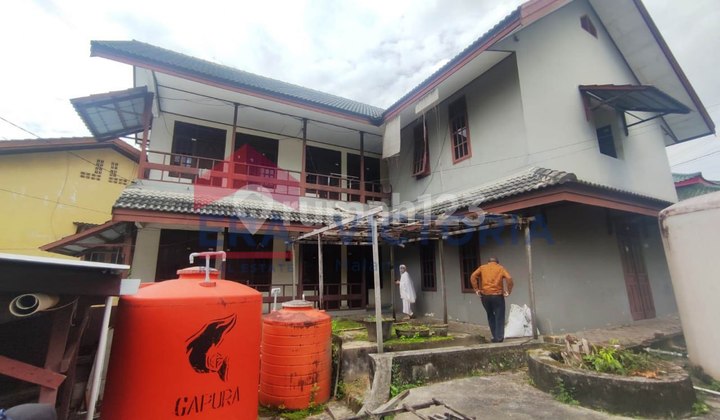 Dijual Rumah Bangunan Rumah & Kost Terletak Di Lokasi Strategis Pasar Baru Pusat Kota Balikpapan Yang Berkembang Pesatdekat Area Pertokoan, Perkantoran, Perumahan Dan Jalan Utama Fasilitas Umumcocok Untuk Guest House Maupun Kantor 2