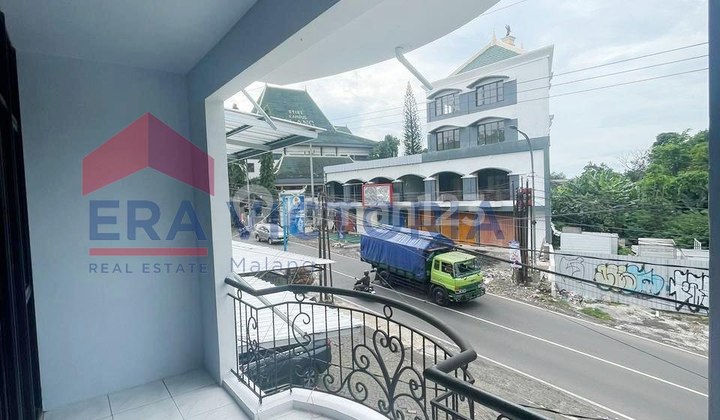 For Rent 2-Story Strategic Shop House by the Road with Heavy Traffic Suitable for Business in Tidar Area. 2