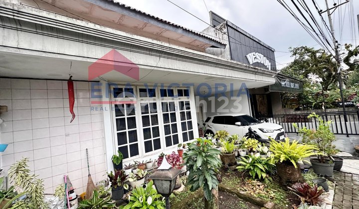 For Sale: Bunga-bunga House, Strategically Located by the Main Road. Suitable for Residence, Business. Near UB Campus, Polinema, Asia, Suhat Culinary Center. 2