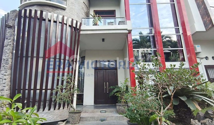 Dijual Rumah Besar Ijen Nirwana - Klojen dengan Acess Card dan Posisi Hook