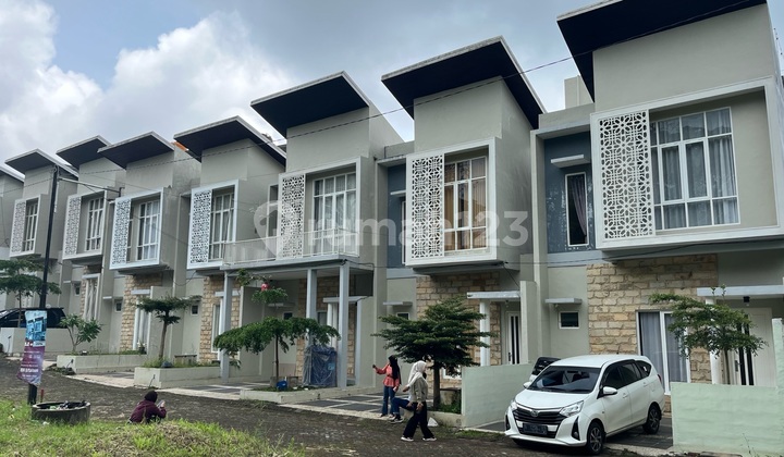 Villa di Jual 2 Menit Wisata Bns Kota Batu