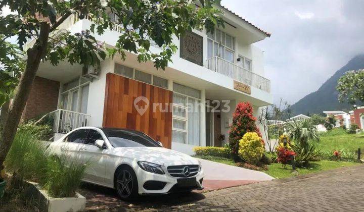 Villa 2 Lantai Jl. Abdul Gani Atas Kota Batu Dekat Museum Angkut 