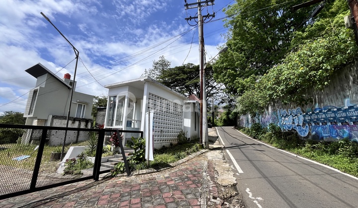 Luxury Fully Furnished Villa Next to Bns Kota Wisata Batu, Earn Hundreds of Millions of Income Per Year 2