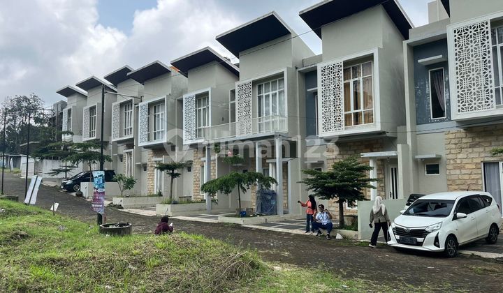 Villa Mewah 1 Menit Bns, Jatim Park 2 Kota Batu