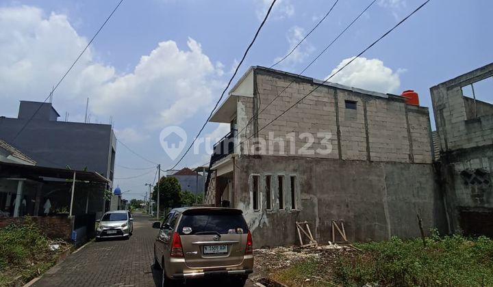 Affordable Sukun House Malang City, 10 Minutes to Mog 2