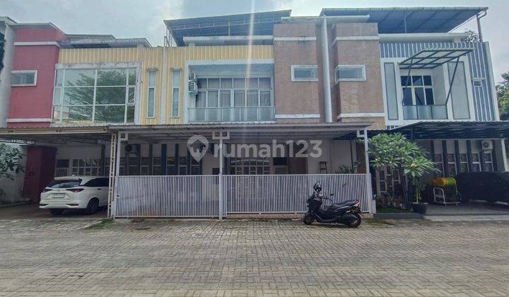 Rumah 2 Lantai Lebar 10 Daerah Setia Budi Medan 1