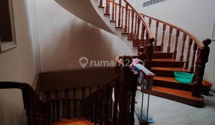 Rumah Full Furnish Komplek Taman Anggrek 2