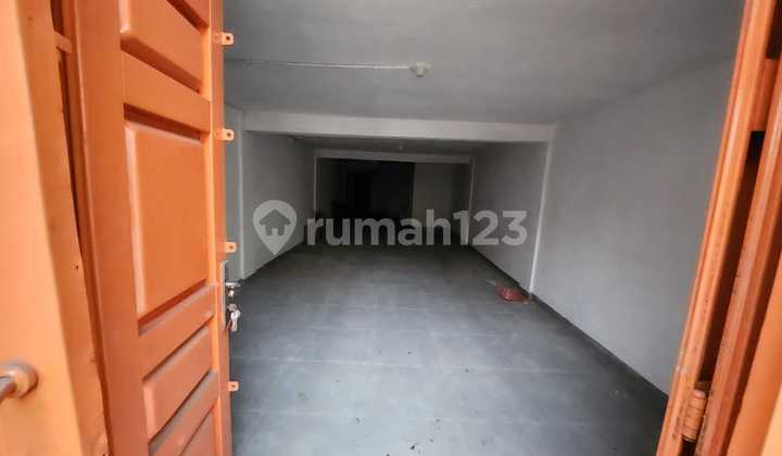 Inti Kota Medan Ruko, Sutrisno Main Road 2
