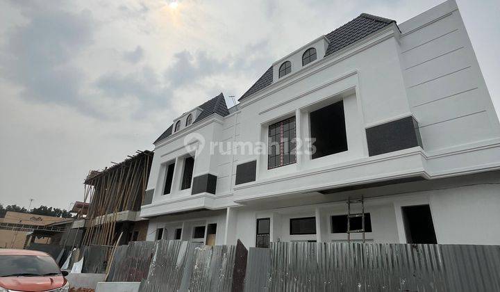 Rumah Inti Kota Medan Komplek Adam Malik Ville 2