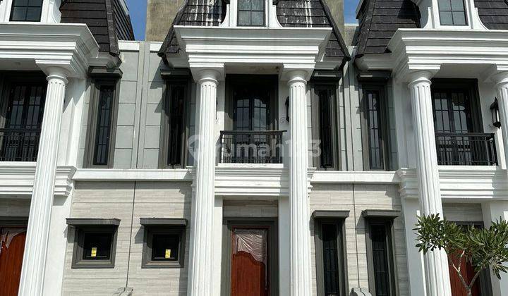 Dijual Rumah Villa Komplek Citraland Helvetia 1