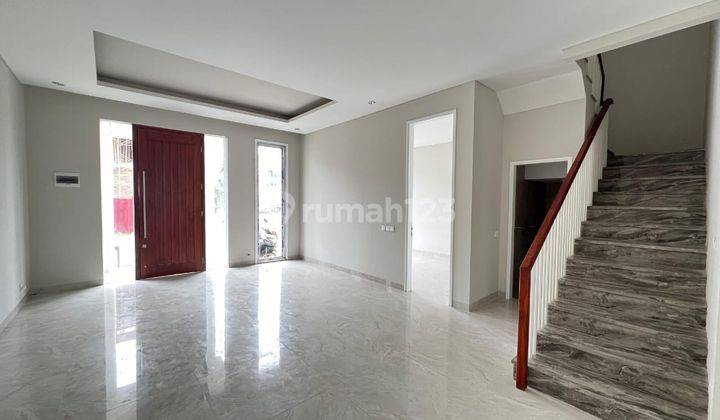 Villa Mewah Citraland Gamacity Dempsey Hill 2