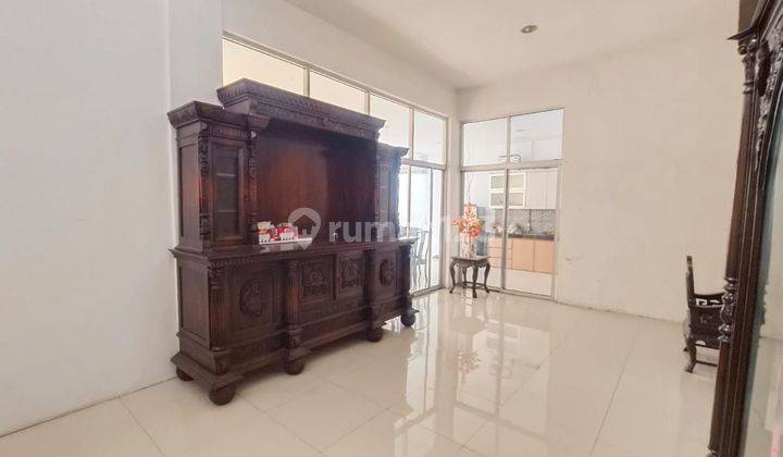 Disewakan Rumah Full Furnish Komplek Grand Menteng 2