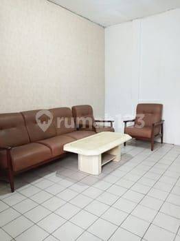 Rumah 2 Lantai Pusat Kota Di Jl Ciateul Bandung 1
