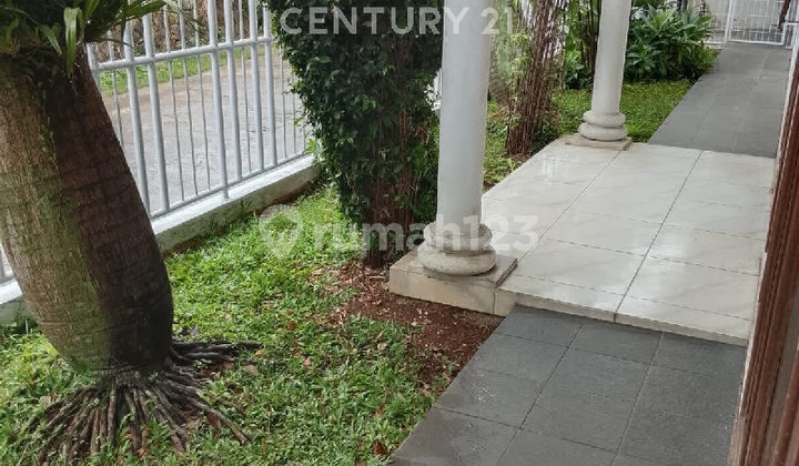 Rumah  2 Lantai Posisi Hook, Istimewa, Lembah Permai Hanjuang 2