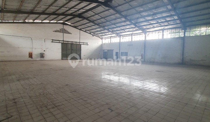 Cheap Warehouse Sale Land Calculation in Cibolerang
