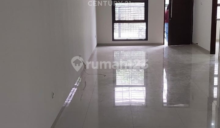 Selling House in Good Condition for Overseas Workers, 2 Strategic Locations, Rare Opportunity