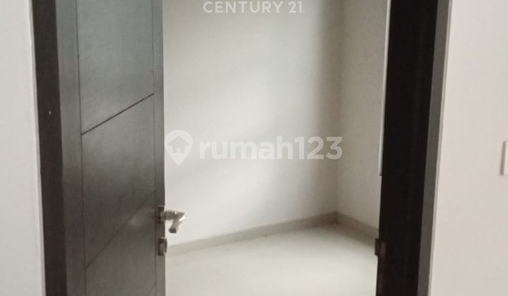 For Sale Beautiful Elegant House in Arcamanik Bandung 2