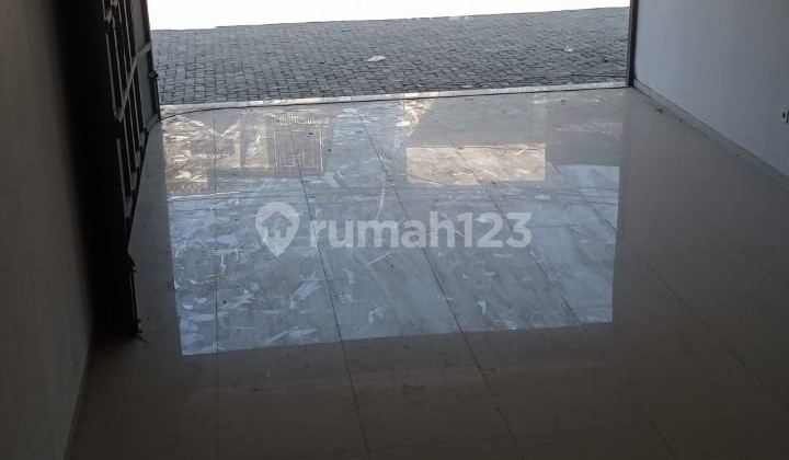 For Rent: Lucky Shop House in Arcamanik Area, Bandung