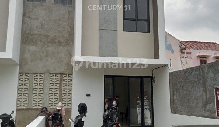 For Quick Sale: Beautiful House in Panyileukan Area For Quick Sale: Beautiful House in Panyileukan Area