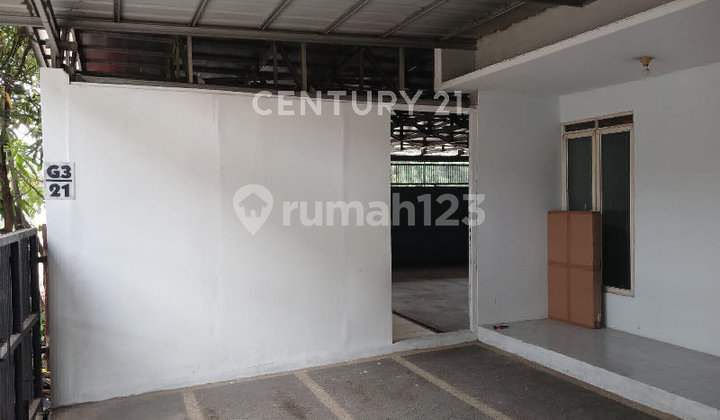 Rumah + Gudang Komplek Taman Holis Indah 2