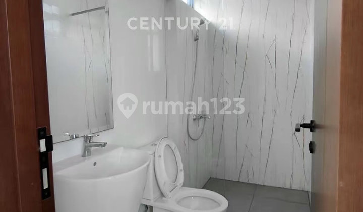 New 2-Story House Tatar Nilapadmi Kota Baru Parahyangan 2