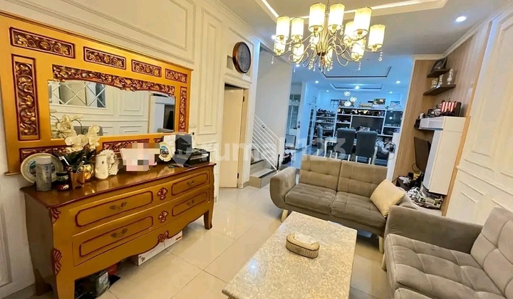 Smart Living di Rumah 3 Lantai HOOK – Fully Furnished, Siap Huni 1