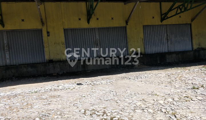 Land with Building in Citanglar Surade Sukabumi