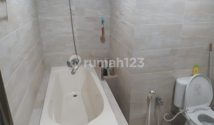 FOR SALE MINIMALIST NICE HOUSE IN MANYAR TIRTOMOYO 2