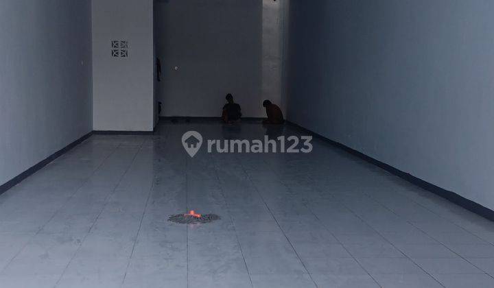 Disewakan Ruko 3 Lt Siap Huni Di Tengah Kota  2