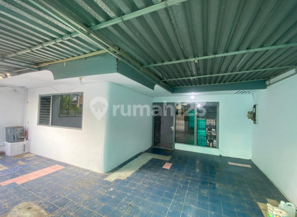 House for Rent in Muara Karang, Move-In Ready 1