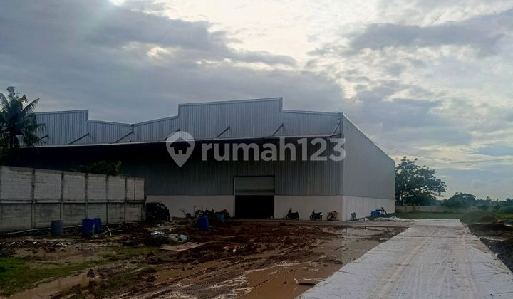 Warehouse for Rent in Pakuhaji, Ready to Use