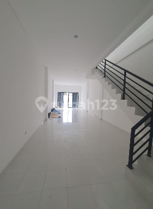 For Sale: Cendrawasih Shop House, Cengkareng, West Jakarta 2