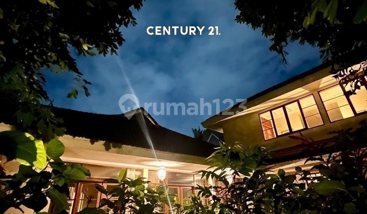 Ready-to-Occupy House in Central Jakarta Fr 17773