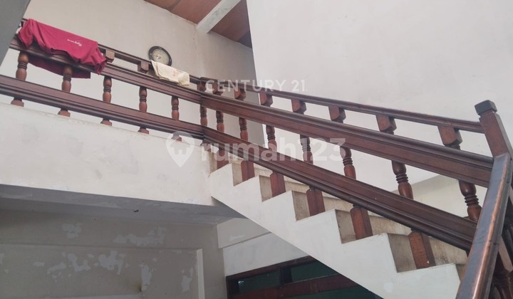 Rumah Usaha Lokasi Strategis di Bintaro Selatan Af17572