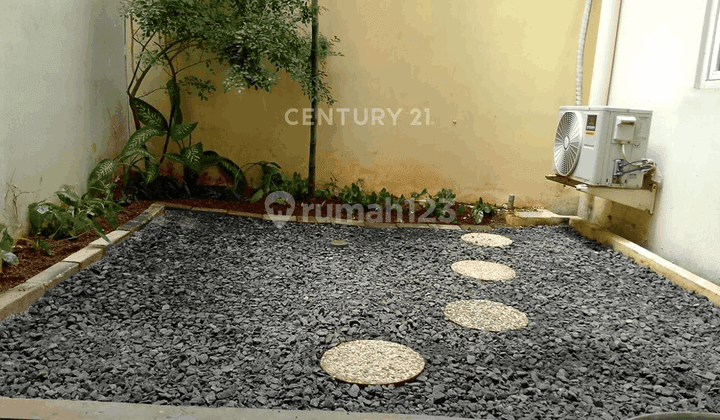 Disewakan Rumah Homey 2 Lantai Di Rempoa Ciputat LH16059 2