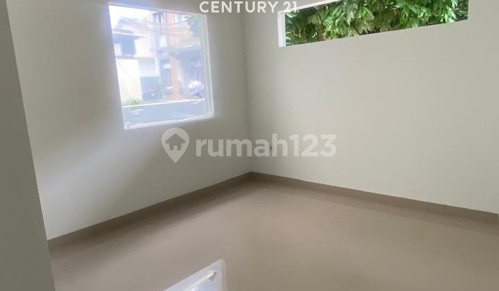 Rumah 2 Lantai Siap Huni di Depok Am 17809 2