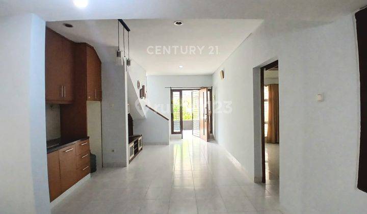 Disewakan Rumah Modern Di Emerald Sektor 9 Bintaro Jaya GB14321 2