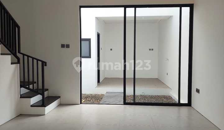 Dijual Unit Baru Luas Tanah 100 Di Cinere, Dkt Tol Limo Dijual Unit Baru Luas Tanah 100 Di Cinere, Dkt Tol Limo