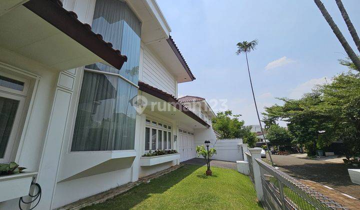 Rumah Megah 2 Lantai Hoek Di Villa Cinere Mas, Tangsel 2