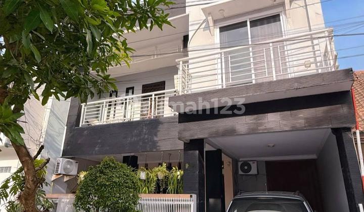Rumah Cantik Luas 136 di Taman Harmoni Pondo