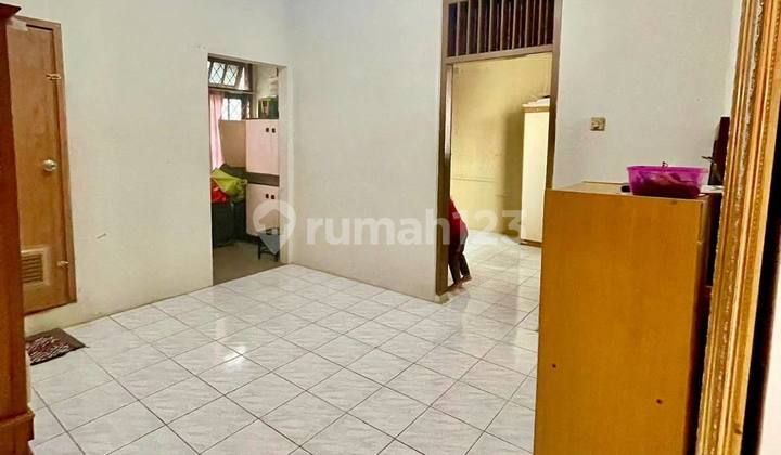 For Sale Spacious 170 House in Bukit Cirendeu Complex, Near MRT 2