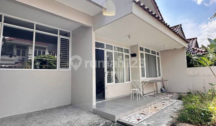 1-Story House, 180 sqm Area, Inside a Complex, Near MRT