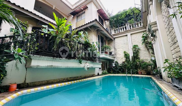 Rumah 2 Lantai Luas 600 di Jalan Adiyaksa Lebak Bulus,Dkt MRT 2