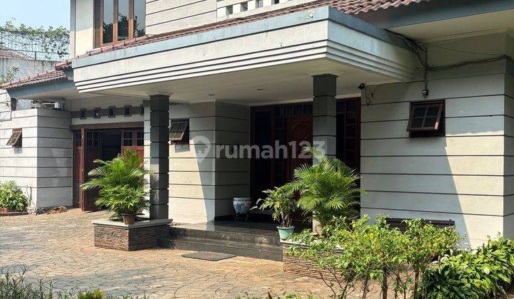 Rumah Megah Lokasi Strategis Lokasi Kedoya, Dekat Tol Meruya 1