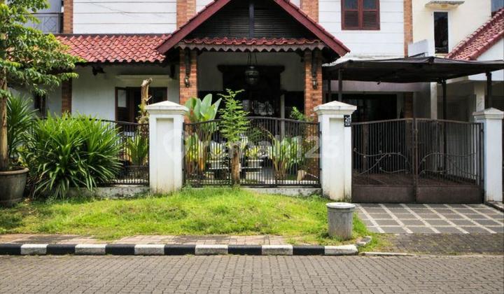 Rumah Siap Huni Luas 260 M di Villa Cinere Mas 2
