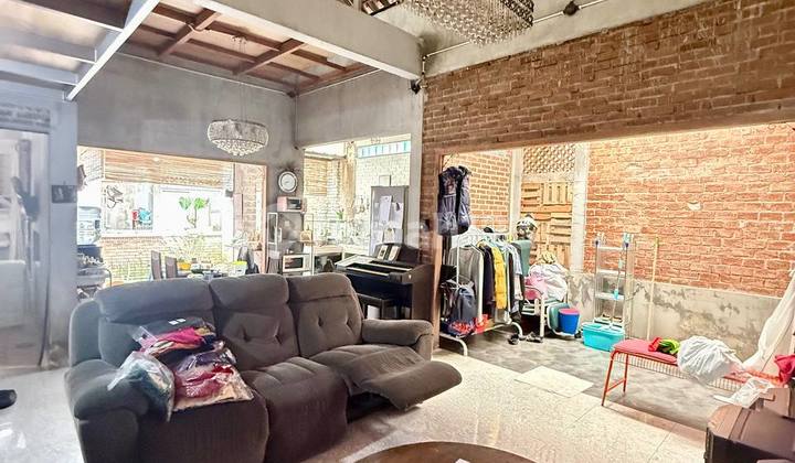 Spacious 173 Industrial House Hot in Bukit Cirendeu 2