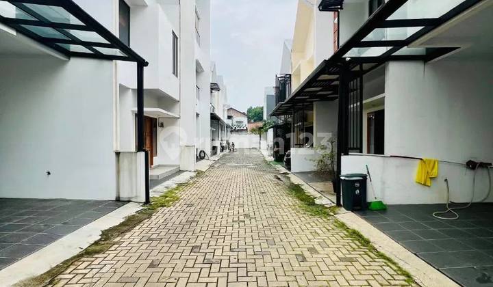 Rumah Siap Huni Luas 73 Di Cilandak Kko ,dekat Tol Rumah Siap Huni Luas 73 Di Cilandak Kko ,dekat Tol