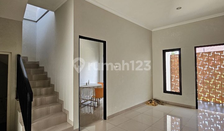 New House in a Complex in Cinere Near Krukut Desari Toll Gate 2