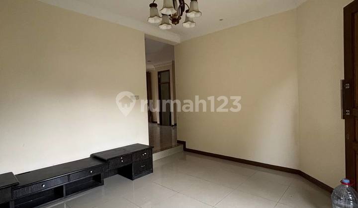Rumah Megah Luas 294 Komplek Elite, Dkt Tol Cinere 2