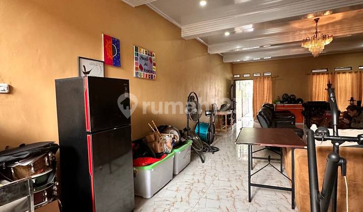 Spacious House in the Popular Mega Cinere Complex 2